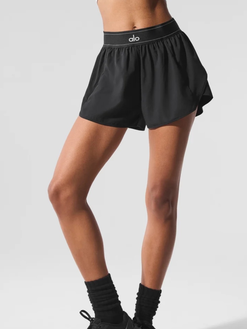 Alo Womens Black Match Point Short Medium